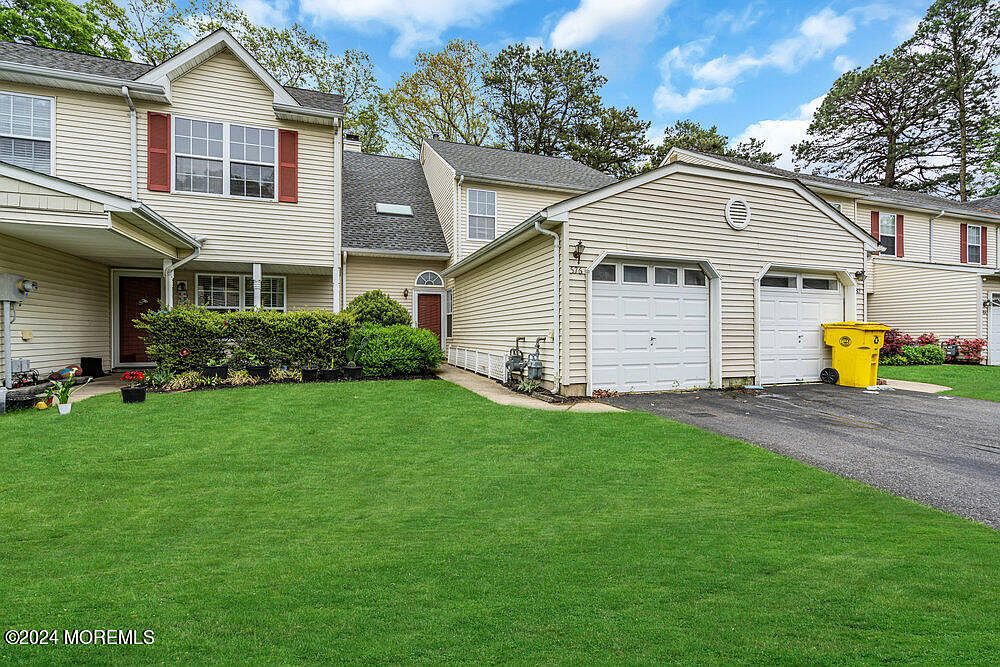 576 Woodbine Lane, Lakewood, NJ 08701 Zillow
