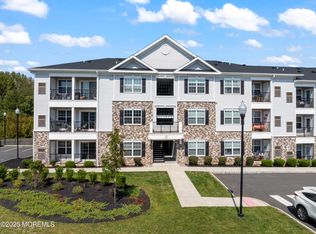 921 Vanderbergh Blvd #921, Monroe Township, NJ 08831