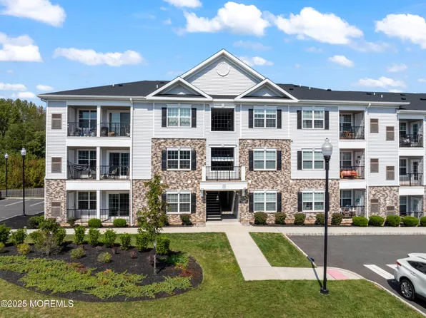 921 Vanderbergh Boulevard #921, Monroe, NJ 08831