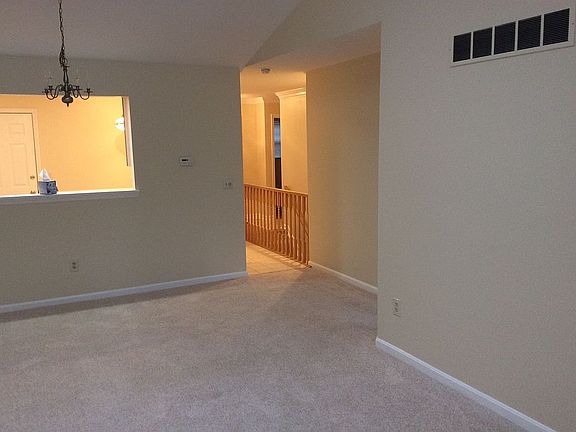 4th image of 5036 Bristol Ct