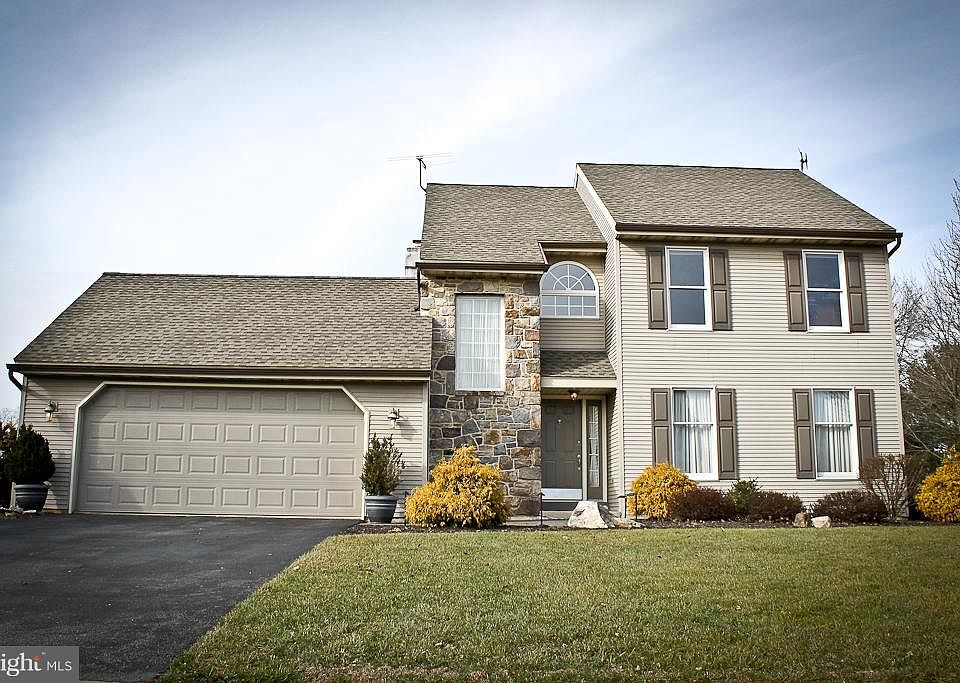 1st image of 419 Heritage Dr