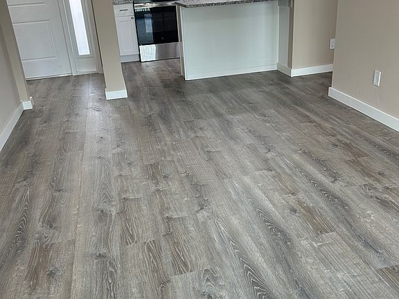 5th image of 2504 Magdalina Dr #C