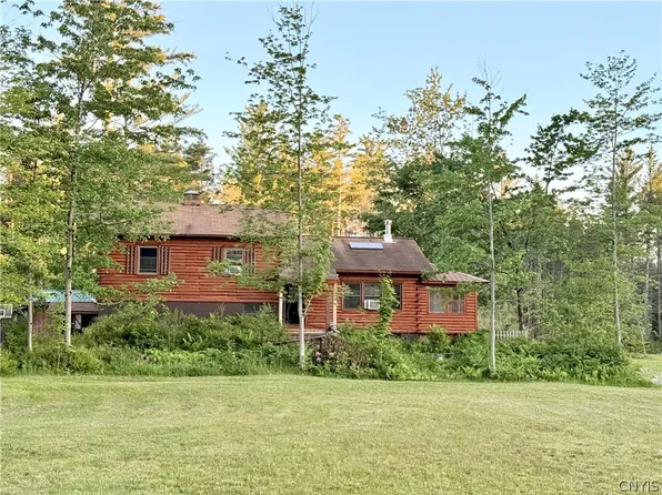 7510 N Chases Lake Rd, Glenfield, NY 13343