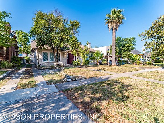 2nd image of 1542 W Mistletoe Ave