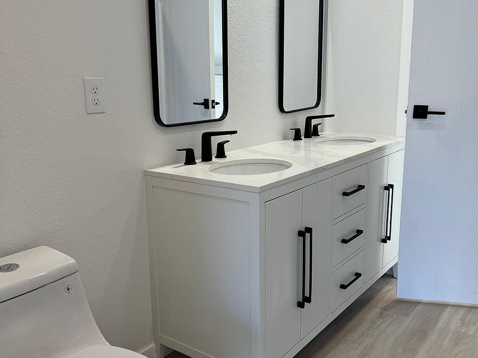 Primary Bathroom Suite