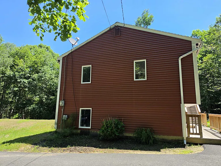1890 Franklin Pierce Hwy — Photo 19