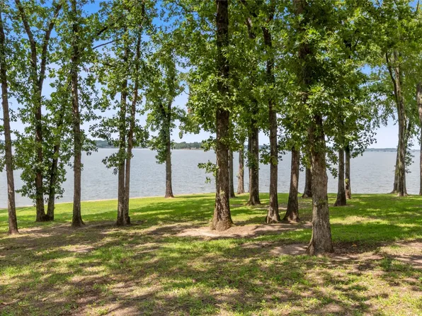 N Beverly Dr, Malakoff, TX 75148