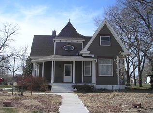 615 N Church St, Elm Creek, NE 68836