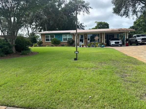215 Woodlawn Dr, Panama City Beach, FL 32407