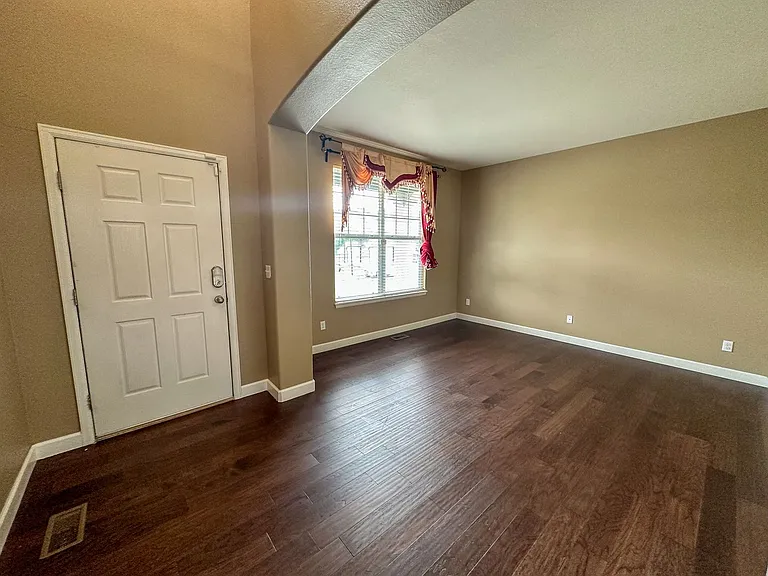 12183 Coral Burst Ln — Photo 4