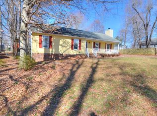809 Hunters Run, Mebane, NC 27302