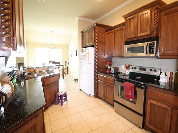 4th image of 2316 NW 152nd St