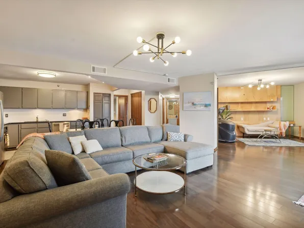 121 Washington Ave S APT 1714, Minneapolis, MN 55401