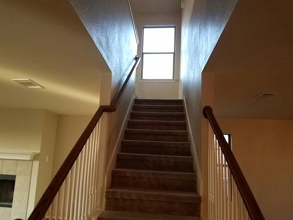 3rd image of 2703 Wynngate Dr