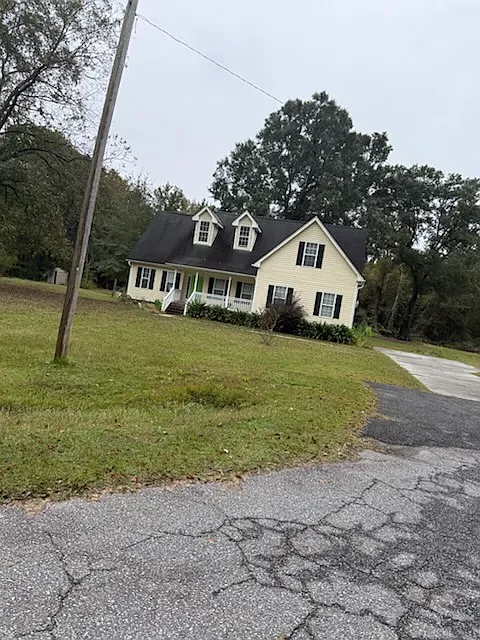 411 Fletcher Ln