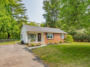 45 Slumber Ln, Springfield, MA 01128