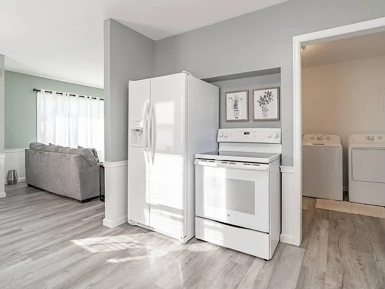 3643 S Race St — Photo 16