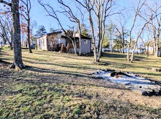 439 Driftwood Lane, Reeds Spring, MO 65737