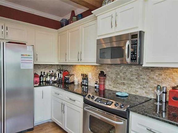 5th image of 8200 Neely Dr APT 109