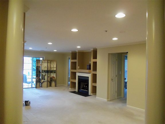 2nd image of 2010 Peggy Stewart Way Unit 102