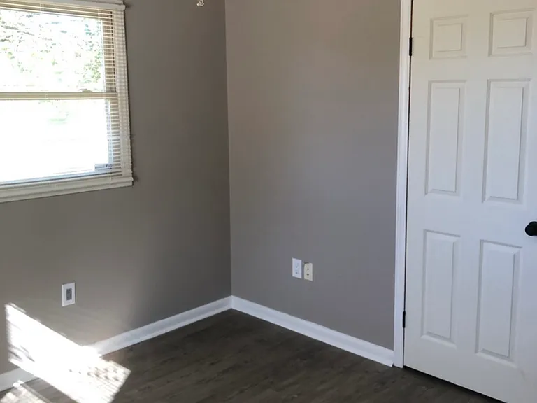 176 Springdale Rd — Photo 10
