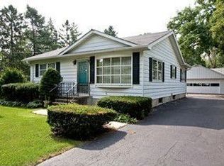 2033 Howard Ave, Downers Grove, IL 60515