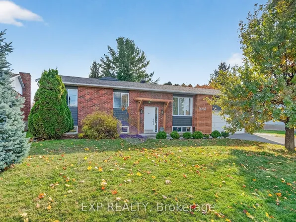 544 Loucks Dr, Russell, ON K4R 1B6