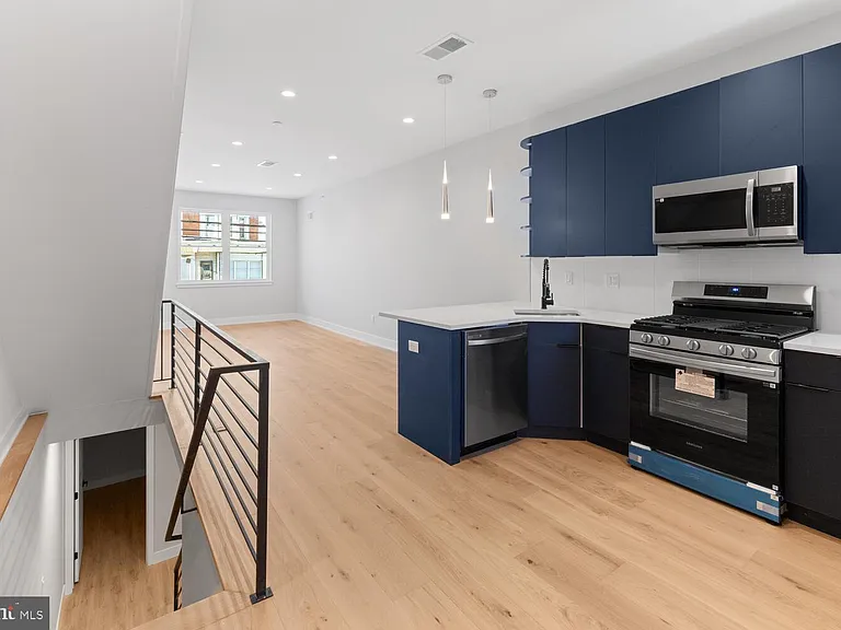 713 S 58th St — Photo 5