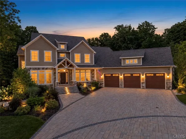 4596 Widgeon Path, Manlius, NY 13104