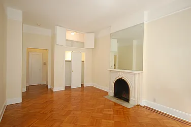 Rented by Green Line Realty