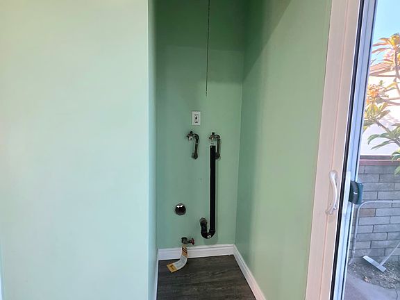 5th image of 1802 S Grandridge Ave