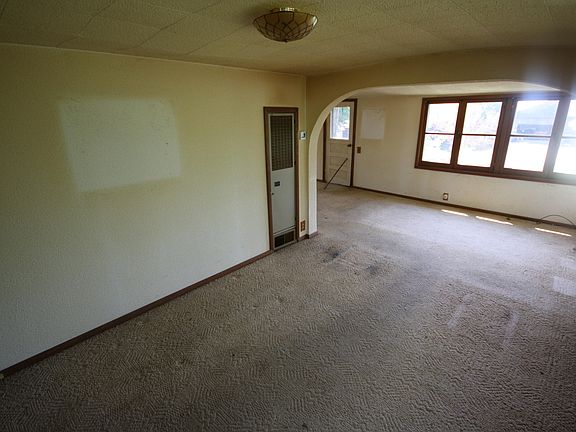 5th image of 10904 Cora Dr