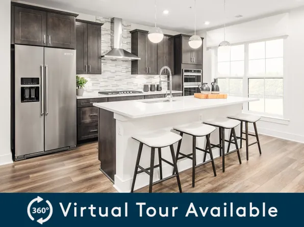 104 Saint Ives Pl Unit 101, Oxon Hill, MD 20745