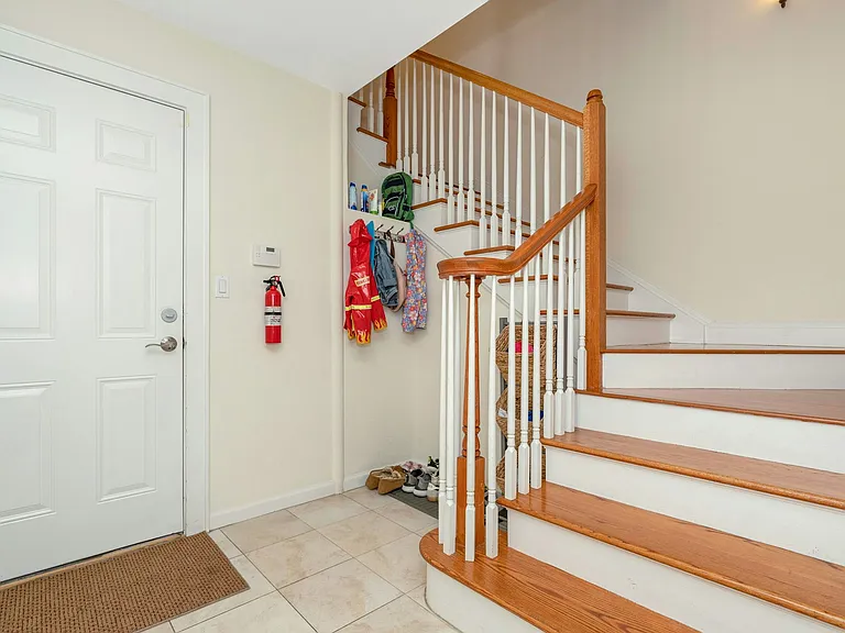 25 E Linden Ave — Photo 19