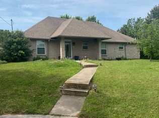 5900 Post Oak Dr, Alvarado, TX 76009