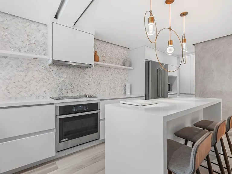 1854 Avenue McLeary B4 Chateau — Photo 20