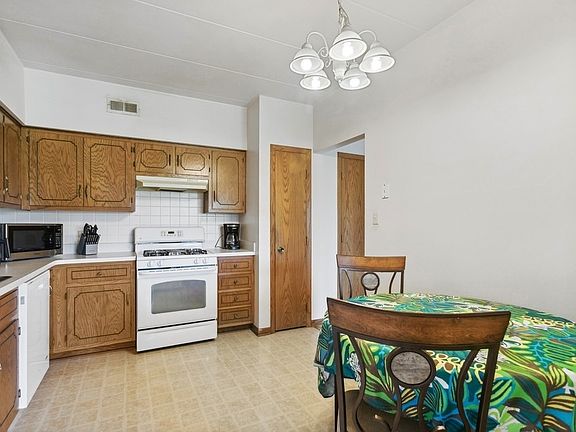 2nd image of 17800 Bernard Dr APT 2C