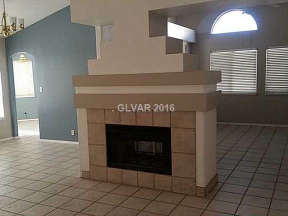 3rd image of 4425 Crimson Leaf Dr