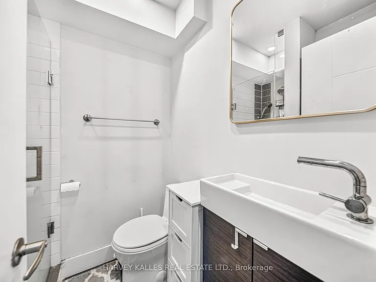 160 Lansdowne Ave #1 — Photo 14