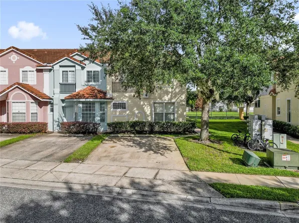 1266 S BEACH CIRCLE, KISSIMMEE, FL 34746