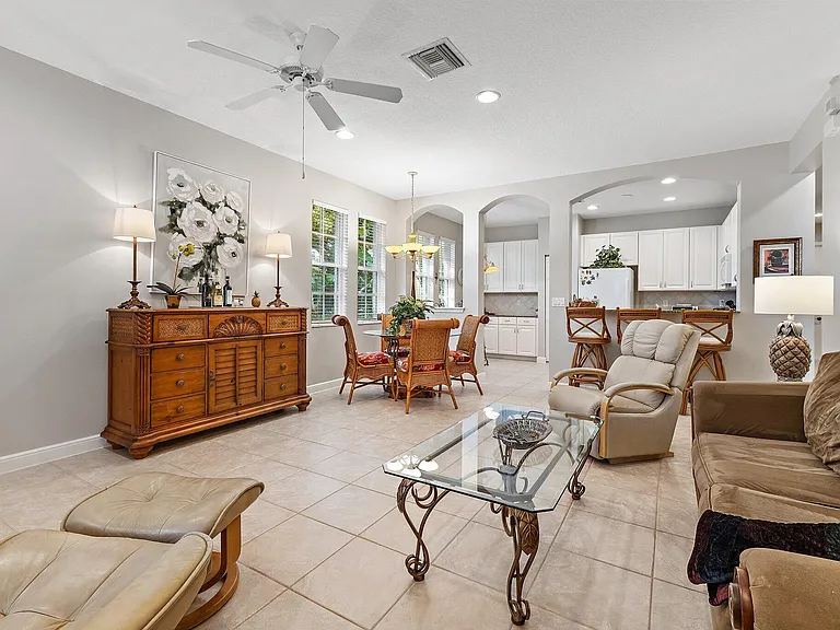 153 Evergrene Pkwy — Photo 11