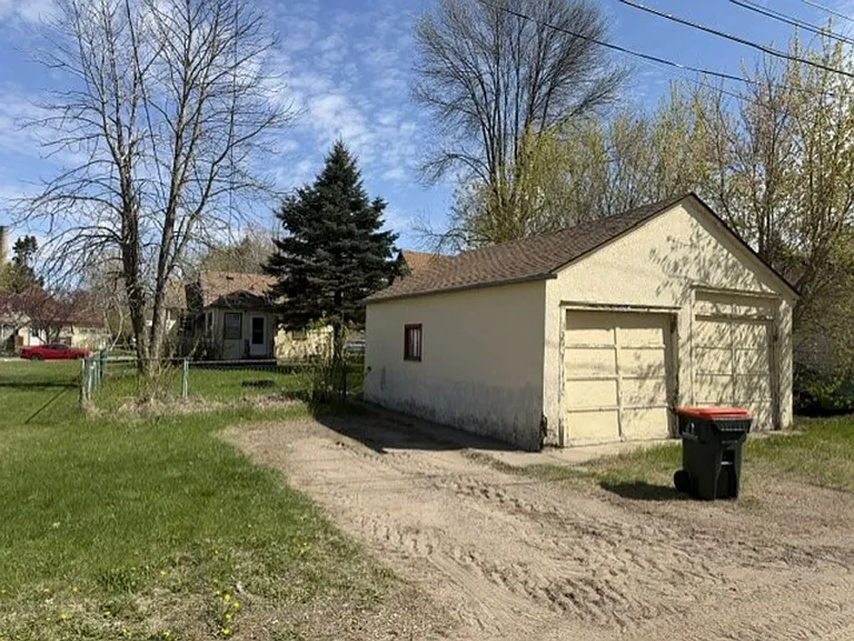 1618 Norwood St — Photo 10