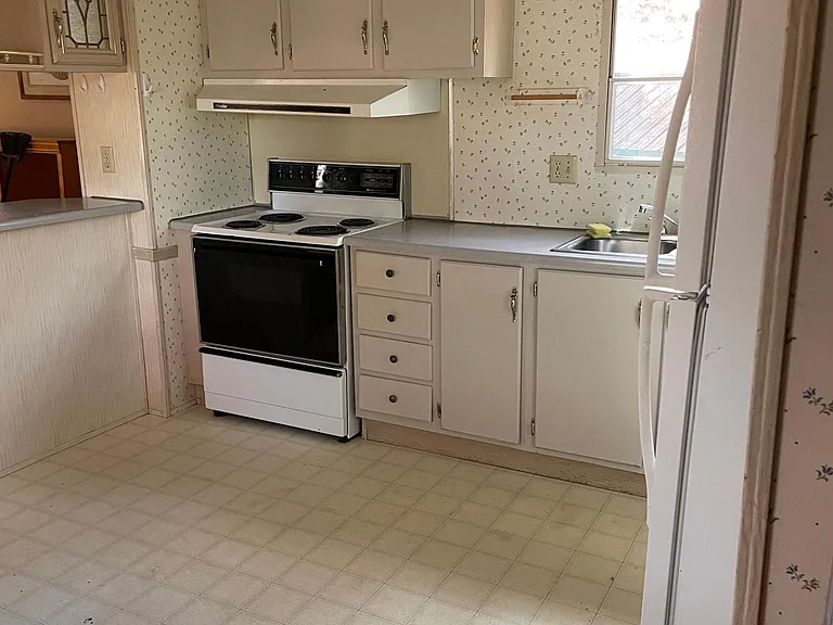 284 Fort Wilderness Rd — Photo 8