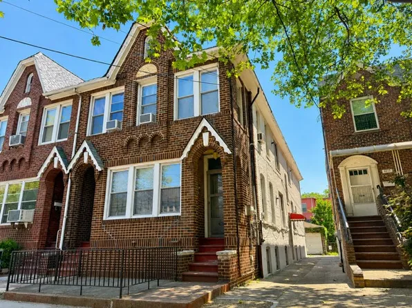 4215 Bedford Avenue image 1 of 9