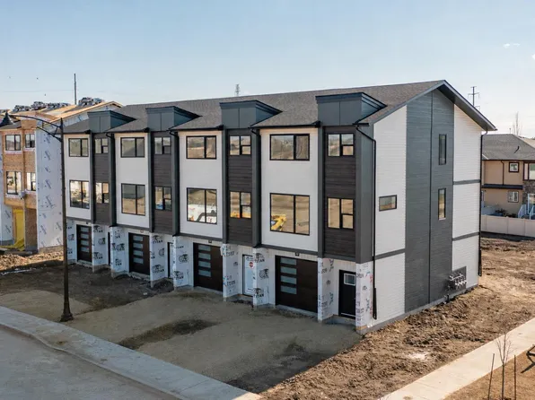 63 Lavelle Close, Red Deer, AB T4R 0V7