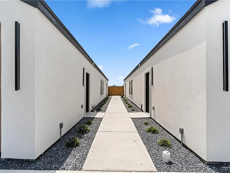 503 Sparrow Rd #1 — Photo 14