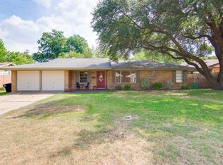 5833 Waltham Ave, Fort Worth, TX 76133