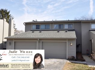 676 Peninsula Ct, Ann Arbor, MI