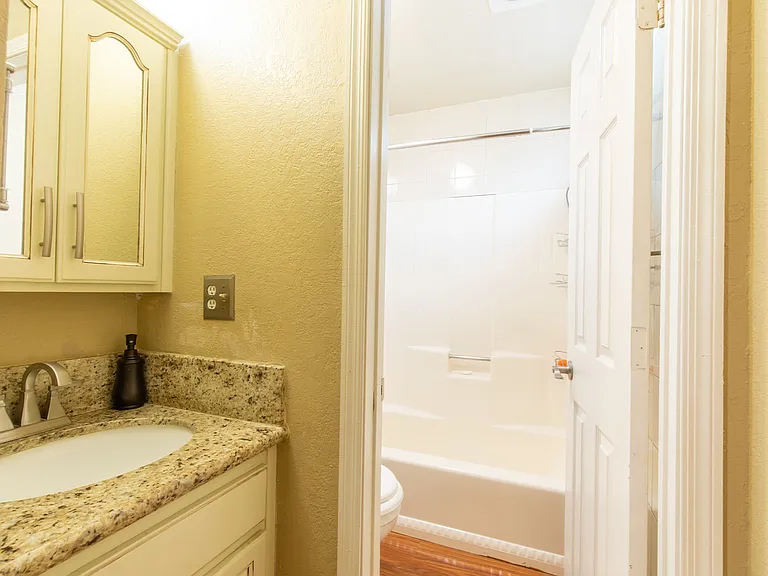 1714 Elena Dr — Photo 23