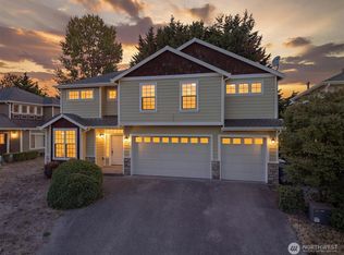 4129 NE 9th Pl, Renton, WA 98059